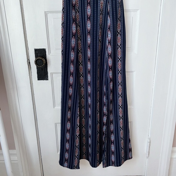 LULU’S NAVY BLUE PRINT HALTER MAXI DRESS - Picture 6 of 15